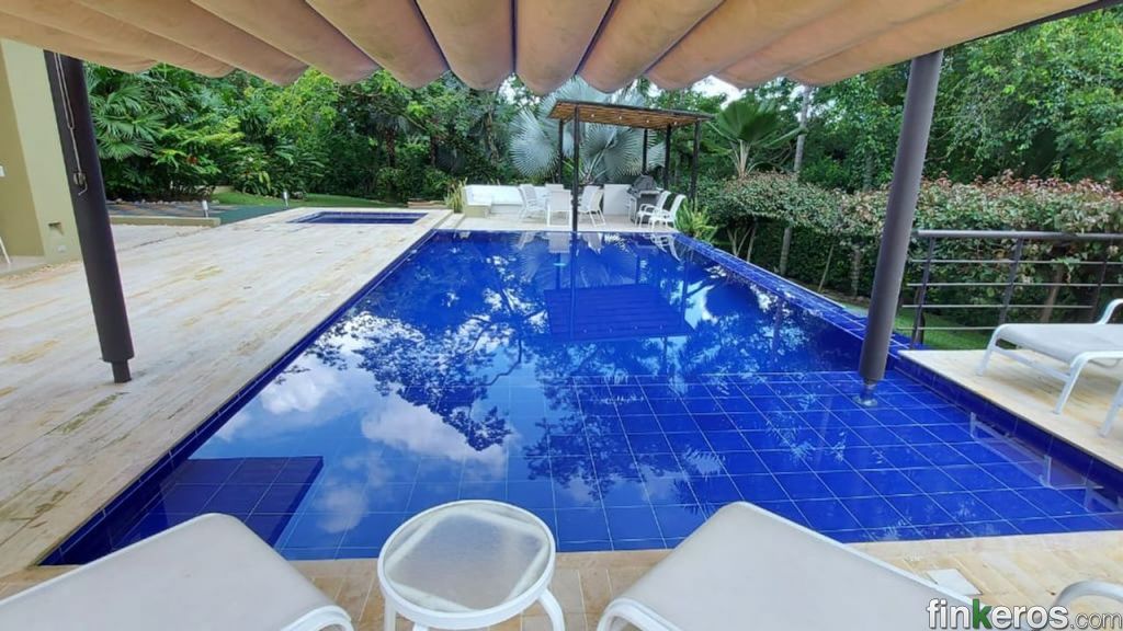 SAN ANTONIODEL ESTE - Finca en Copacabana, Antioquia